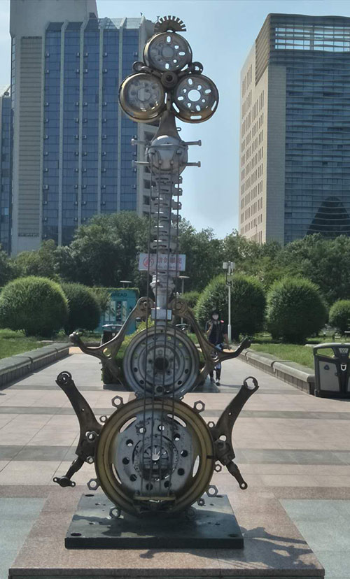 机械模拟：四弦古乐器