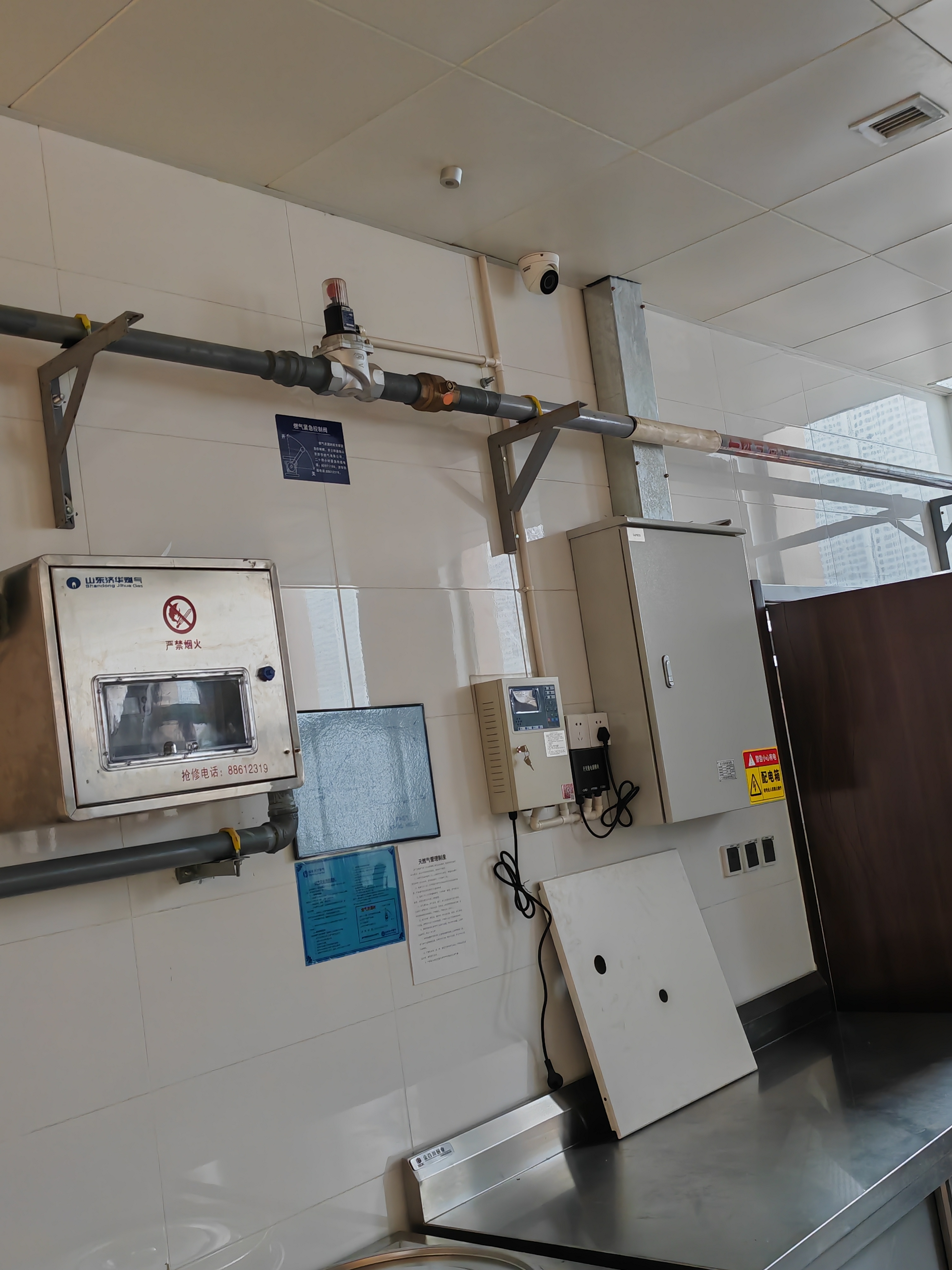 食堂燃气泄漏报警器